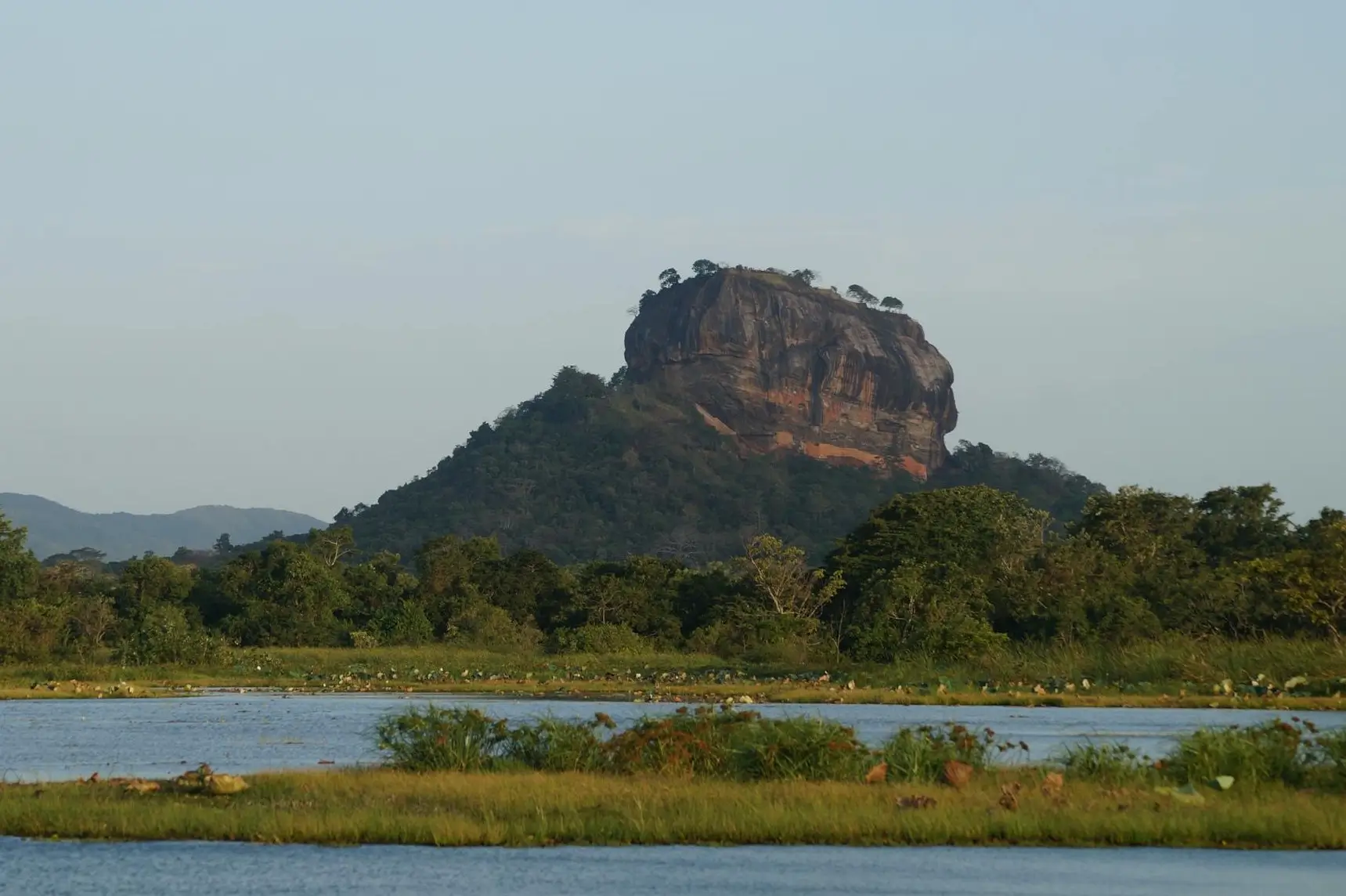 Budget Sri Lanka Tour